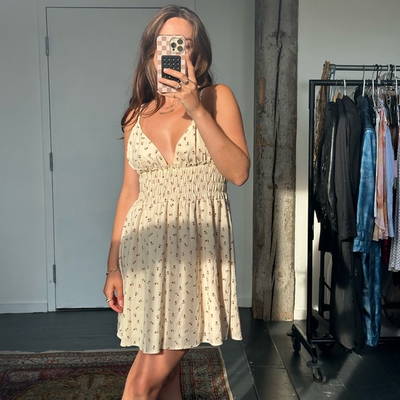 Princess Polly Cream Ruffled Tiered Sundress - Picture 4 of 6